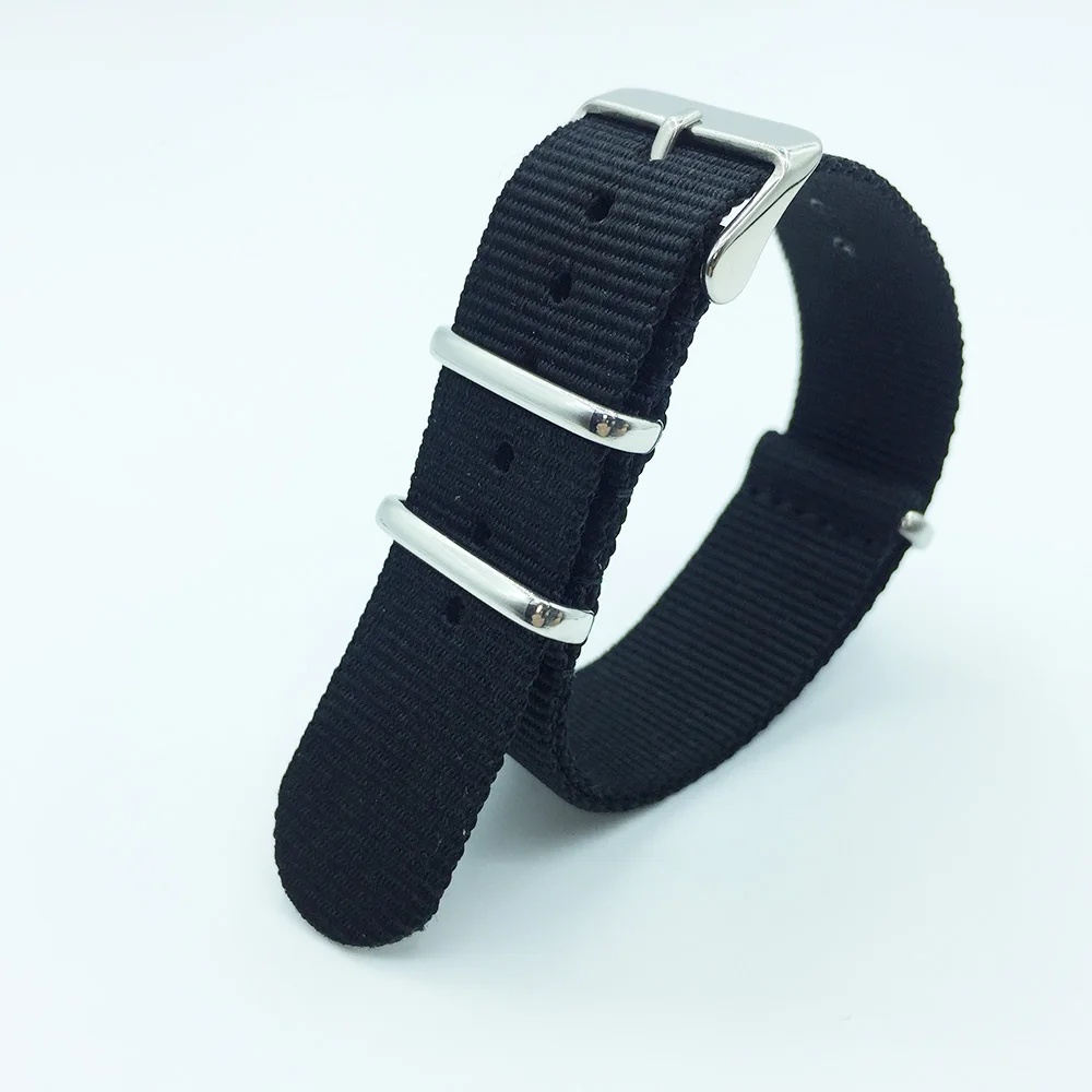 Черный Nylon NATO Watchband Watch Strap Pin Buckle 18mm 20mm 22mm Striped Replacement Band Watch Accessories Black,Blue,Brown,White - Цвет ремешка: Черный