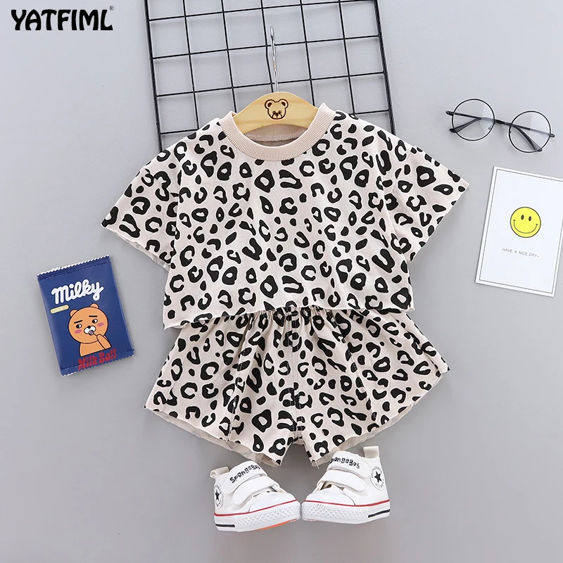 YATFIML летняя одежда для маленьких девочек комплект хлопок короткий рукав леопардовые топы+ шорты повседневное малышей 2 шт. детская ЮБК