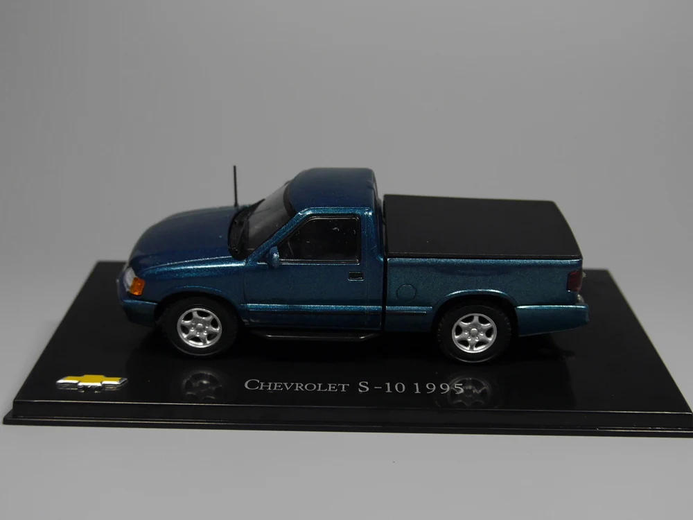 Я модными принтами XO 1:43 Chevrolet S 10 1995 Бутик брелок для автомобильных ключей игрушки