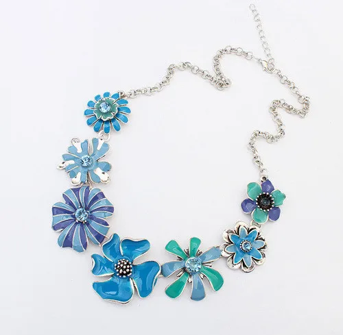 Женское Ожерелье с кулоном модное яркое кристаллами ромашки и цветами |