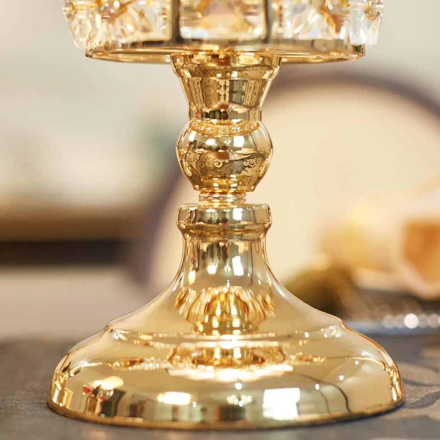 Простой стеклянный Хрустальный подсвечник с золотым держателем кристаллами