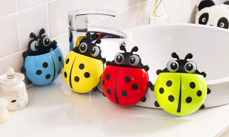 Милая Божья коровка зубная щетка es настенные всасывающие наборы для ванной с