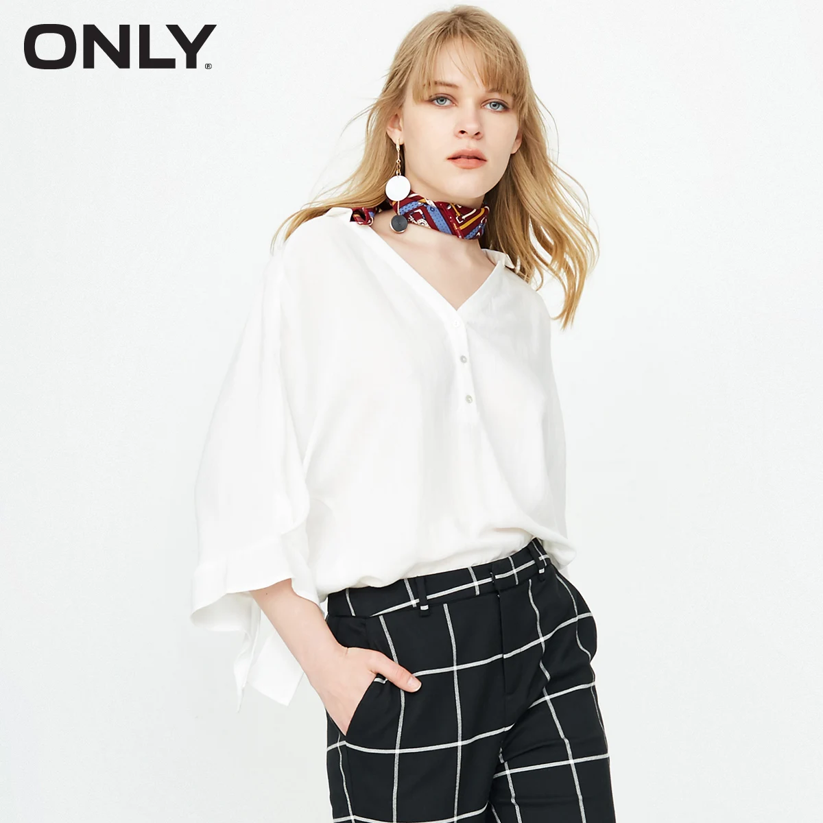 ONLY Women's V-neckline 3/4 Sleeves Loose Fit Chiffon Shirt 118358504