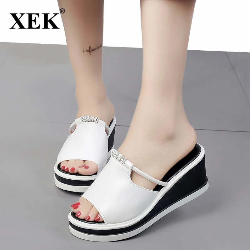 

Women Slipper Sandals Heels Wedges Platform Leather Peep toe Crystal Elegant Female Sandal Ladies Mules clogs Summer Shoes JDD44