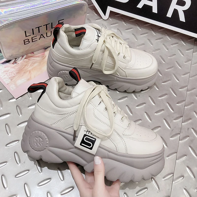 Женские кроссовки на платформе и высоком каблуке лоферы плоской подошве