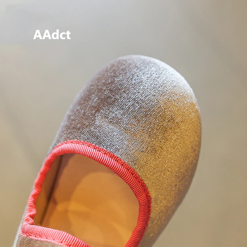 AAdct Spring Autumn little girls shoes Velvet soft sole Flats princess kids for Baby Brand children |