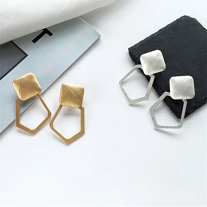 

Fashionable geometric metallic Earrings women Matte Earrings Exquisite earrings, jewelry, wholesale