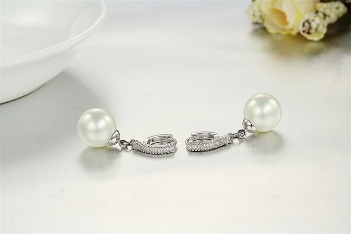 Белое золото Цвет кольца канал проложить Циркон CZ белый жемчуг шарик висит капля