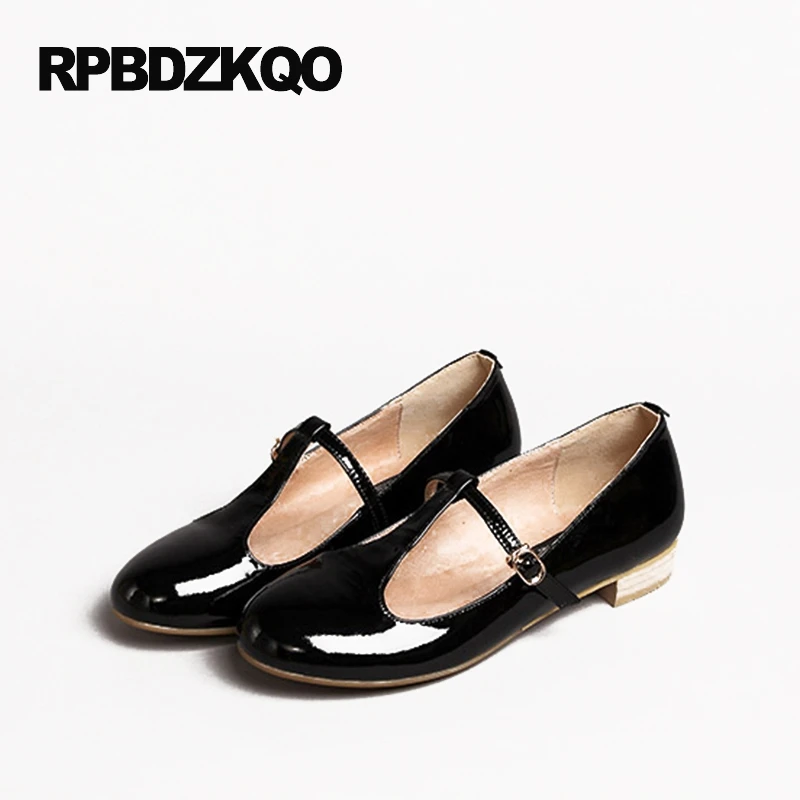 Ретро круглый носок неглубокие лакированные кожаные красное вино 2021 на плоской