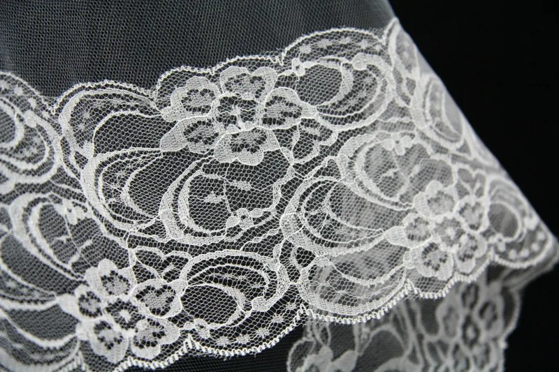 Элегантный Свадебная Фата Для Невесты Белый/слоновая кость Свадебные Аксессуары