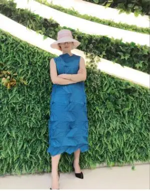 Peacock blue Летнее плиссированное платье без рукавов Miyake, Европейская мода, бриллиантовое платье свободного кроя большого размера - Цвет: Peacock blue