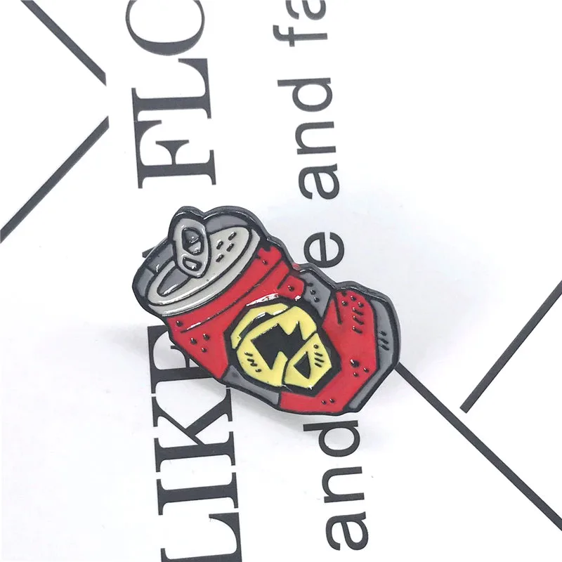 Лидер продаж металлическая красная брошь в форме бутылки напитков значок с синей