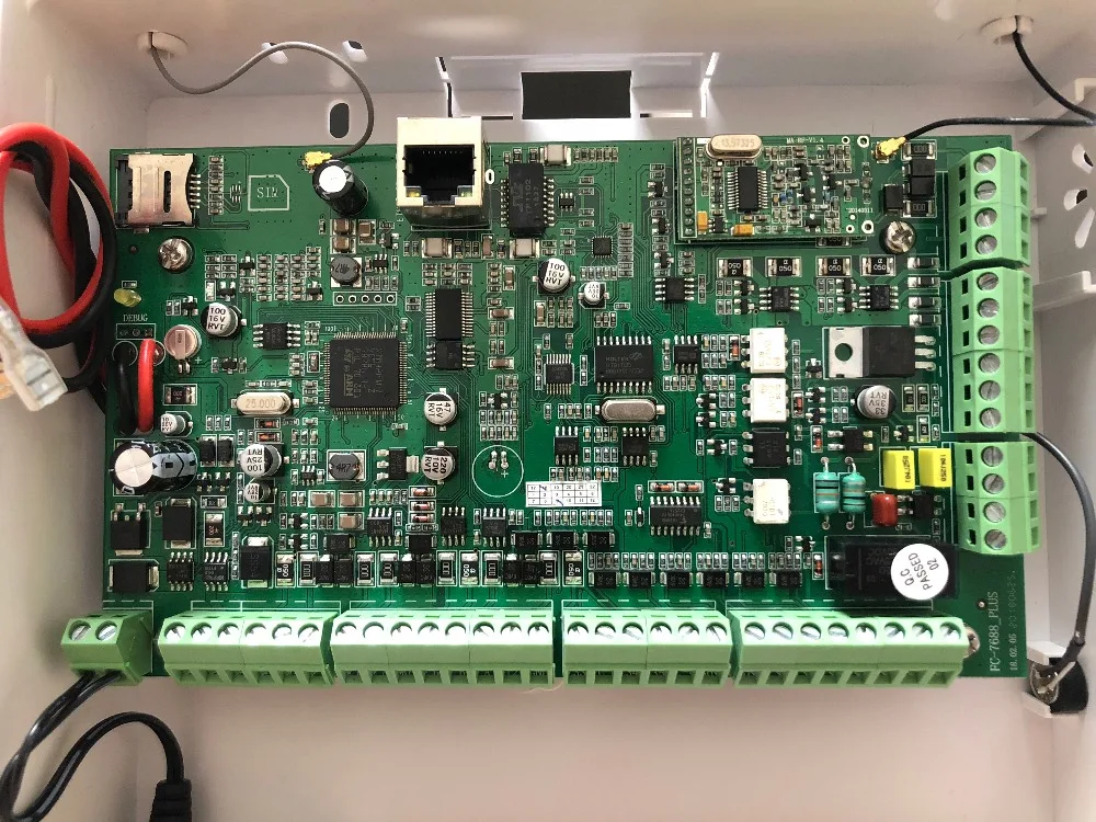 Фокусировка FC-7688Plus ABS противопожарная пластиковая коробка система безопасности 96 проводных зон GSM Стационарный LAN порт сеть веб-сигнализация безопасности