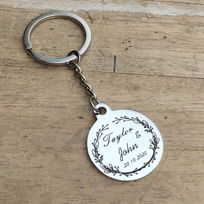 style 4 10pcs custom name date alloy Keychain Engraved logo key chain wedding gifts for guests wedding souvenirs wedding favors and gift - Цвет: style 4