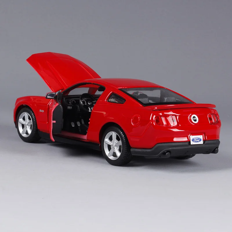 Maisto 1:24 2011 mustang GT red литье под давлением для ford модель автомобиля сбора