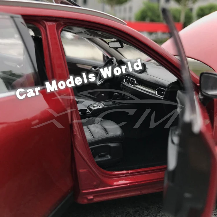 Литая модель автомобиля для всех новых CX-5 CX5 поколения 2 1:18(красный)+ маленький подарок