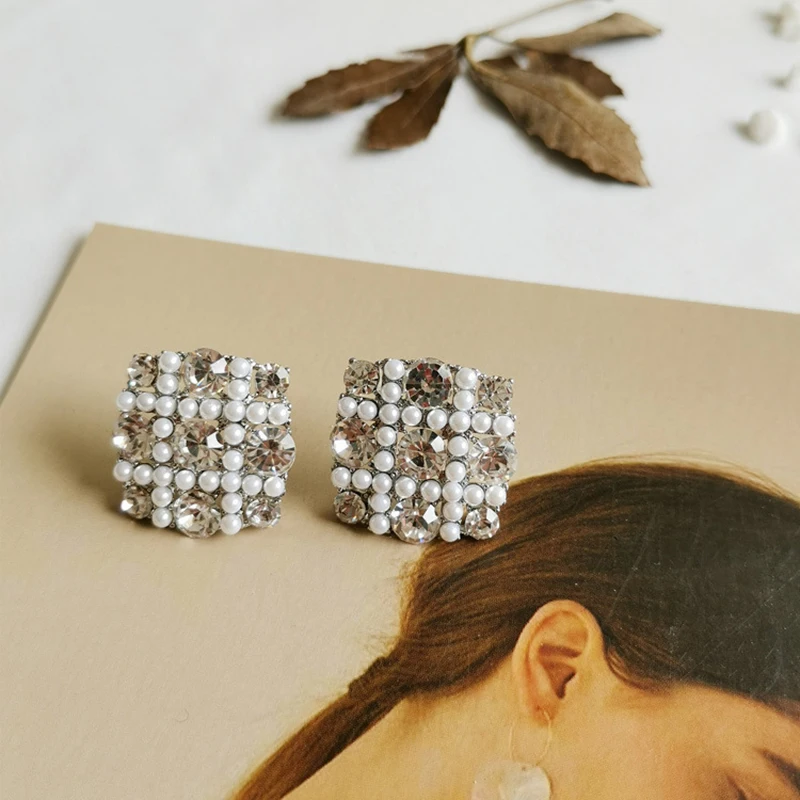 2019 Temperament Square Imitation Pearl Rhinestone Ear Stud Earring Charming Fireworks Shaped Earrings Lady Party Earing Jewelry | Украшения