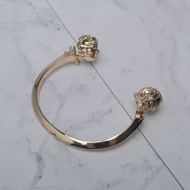 Skull design vintage delicate bangles