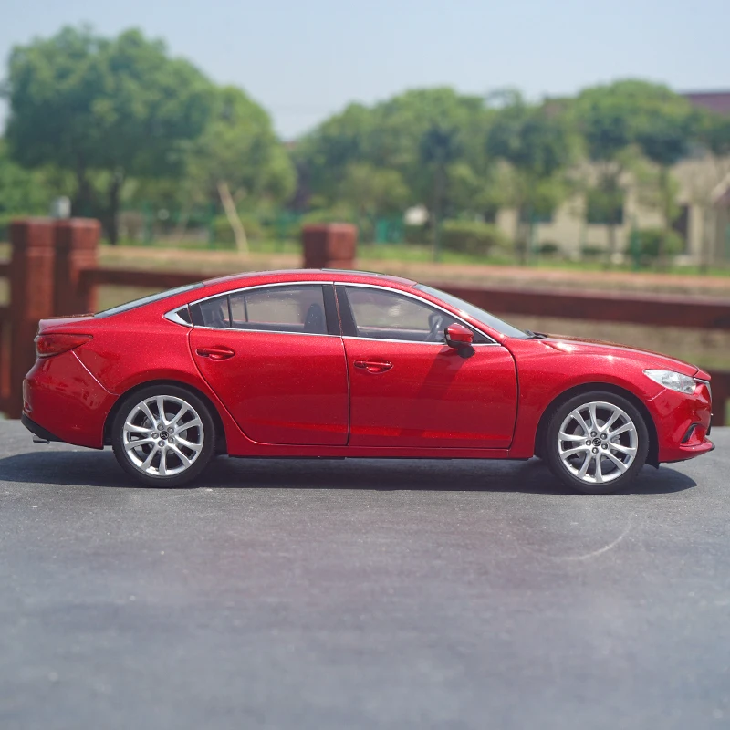Коллекция 1/18 года модель автомобиля MAZDA 6 2014 ATENZA из металлического сплава игрушки