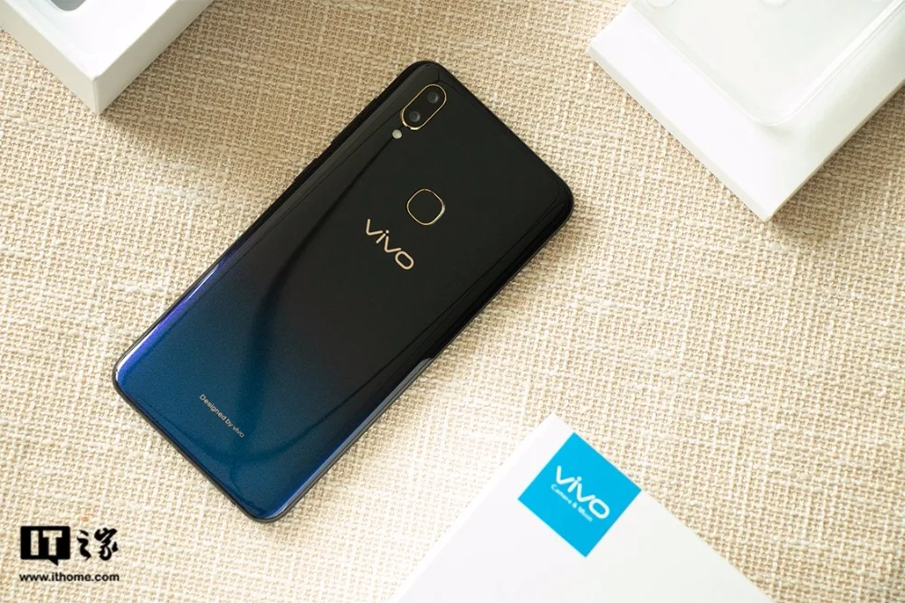 Vivo Z3 мобильный телефон 4G LTE Snapdragon 710/670 Восьмиядерный 4G/6G+ 64G/128G 6," FHD+ инфракрасный Телефон для пробуждения лица E Android 8,1
