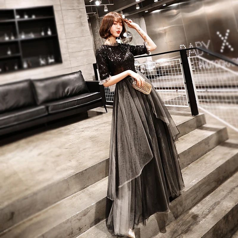 Robe de soiree Черное длинное платье с круглым вырезом кружевной отделкой бисером