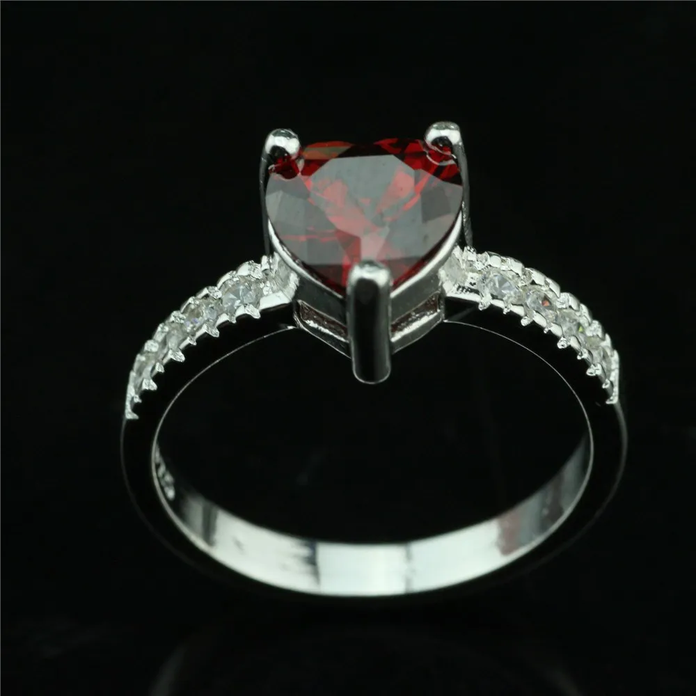 Женское серебряное кольцо уникальное Ювелирное с цирконом | Украшения и