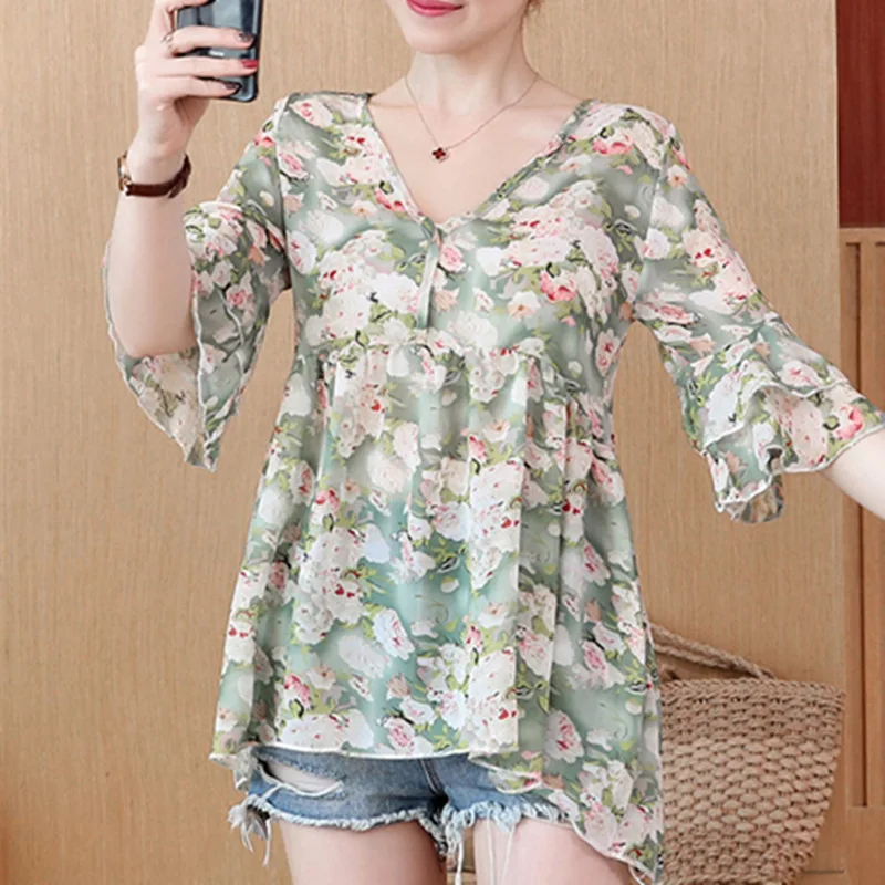 

2019 Summer New Fashion Chiffon Shirt Flare Short Sleeve Women Blouses And Top V-Neck Print Casual Loose Office Lady Plus Size