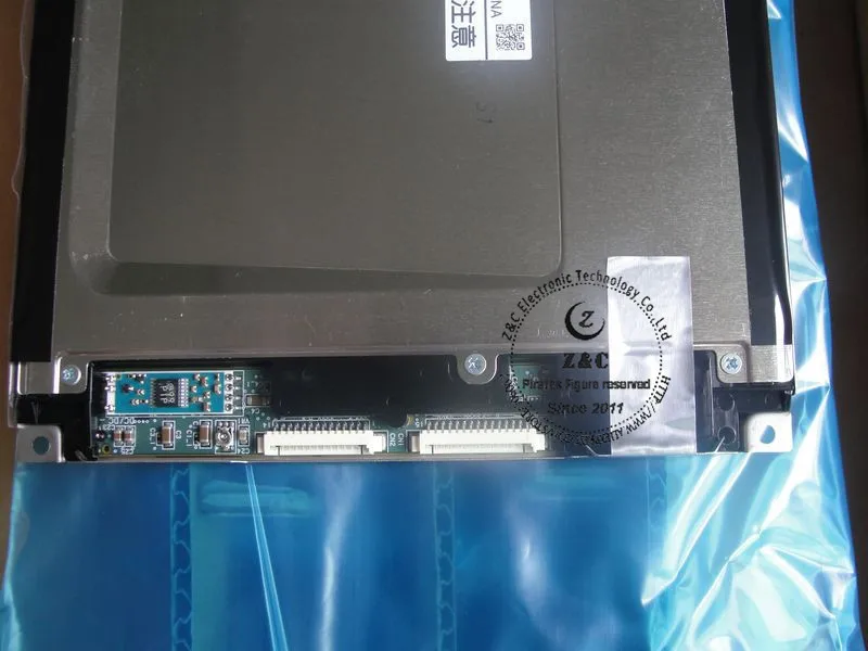 LM8V302H LM8V302R LM8V302 Оригинальное Превосходное качество 7 дюймовый TFT ЖК дисплей панель