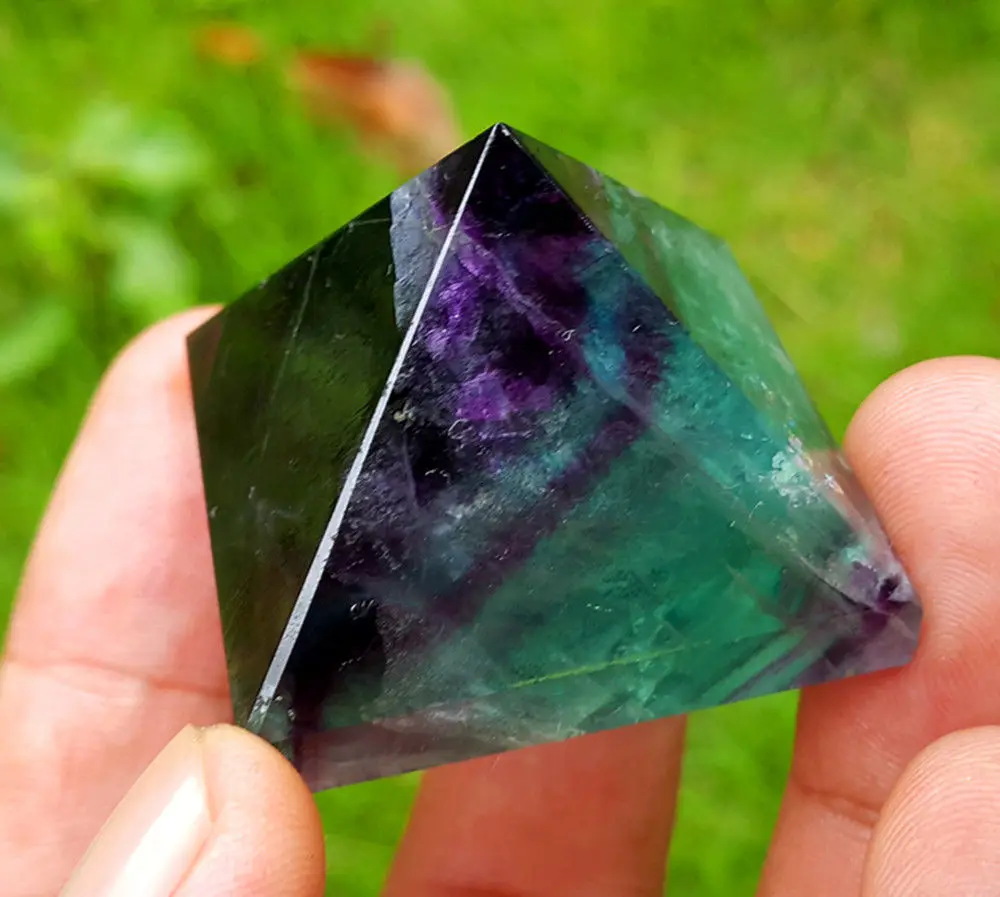 Пирамидка из флюорита 40 мм|Камни| |