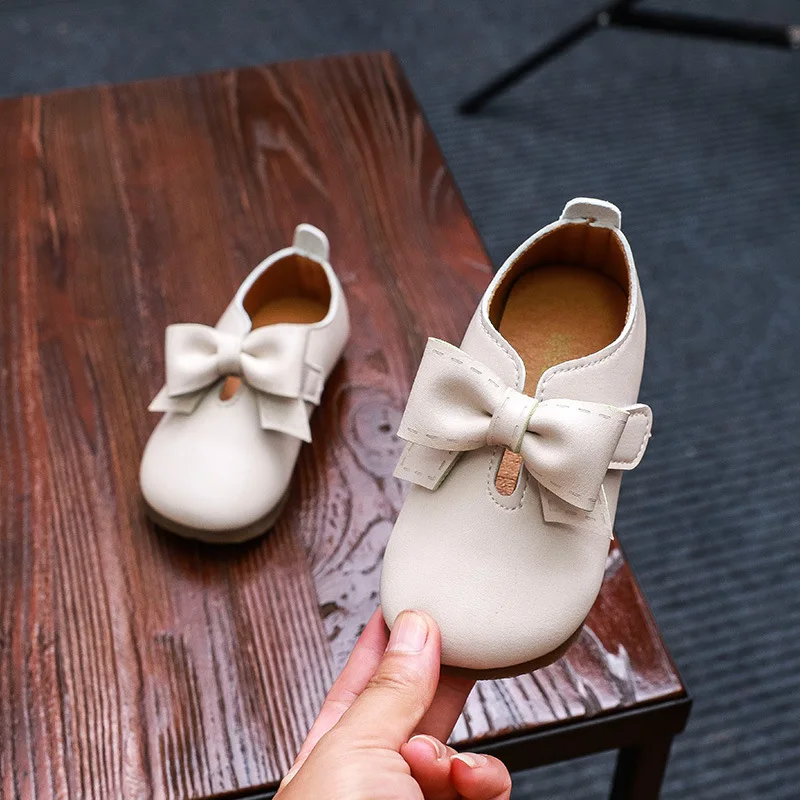 Кожаные туфли с бантом для девочек новые тонкие маленьких принцесс на