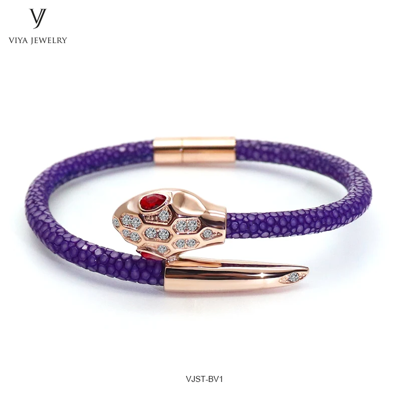 purple Новое поступление Оригинальные фиолетовые вонючие змеиные головки Подвески браслет мозаика установка и красные глаза змеиная голова браслеты для мужчин и женщин - Окраска металла: purple