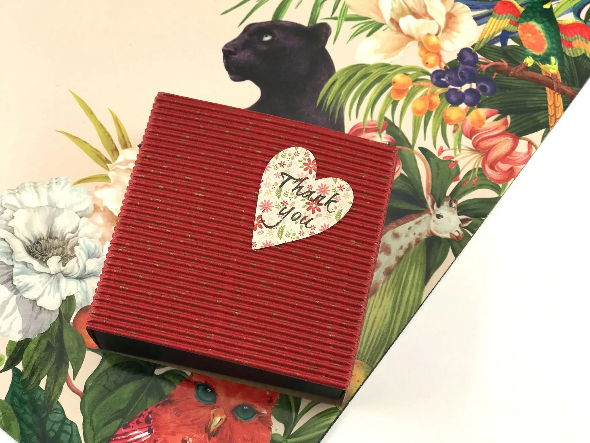 600 шт/рулон, наклейки с надписью «Love Heart Thank You», этикетки для печати, декорированные цветами, Уплотнительная паста для упаковки подарков, офисные школьные принадлежности