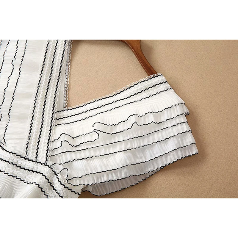 Распродажа Новые модные высококачественные женские туфли 2020 Deesigner