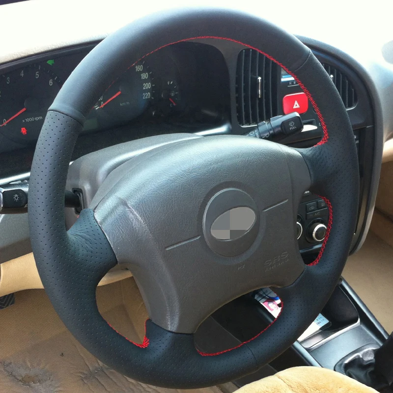 Сшитый вручную черный кожаный чехол на руль для hyundai Elantra Old Elantra 2004-2011