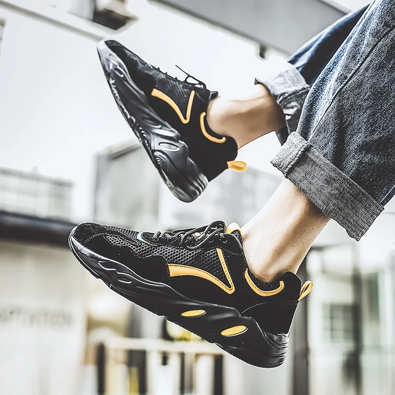 Мужская модельная обувь на каблуке столбике кроссовки для мужчин шнуровке