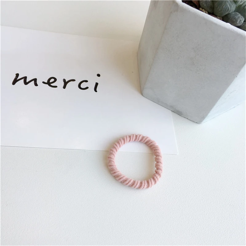 WPCZQVZA Классическая простая женская резинка для волос модного высокого качества для милых эластичных попок в ярких цветах конфет, подарок на день рождения.