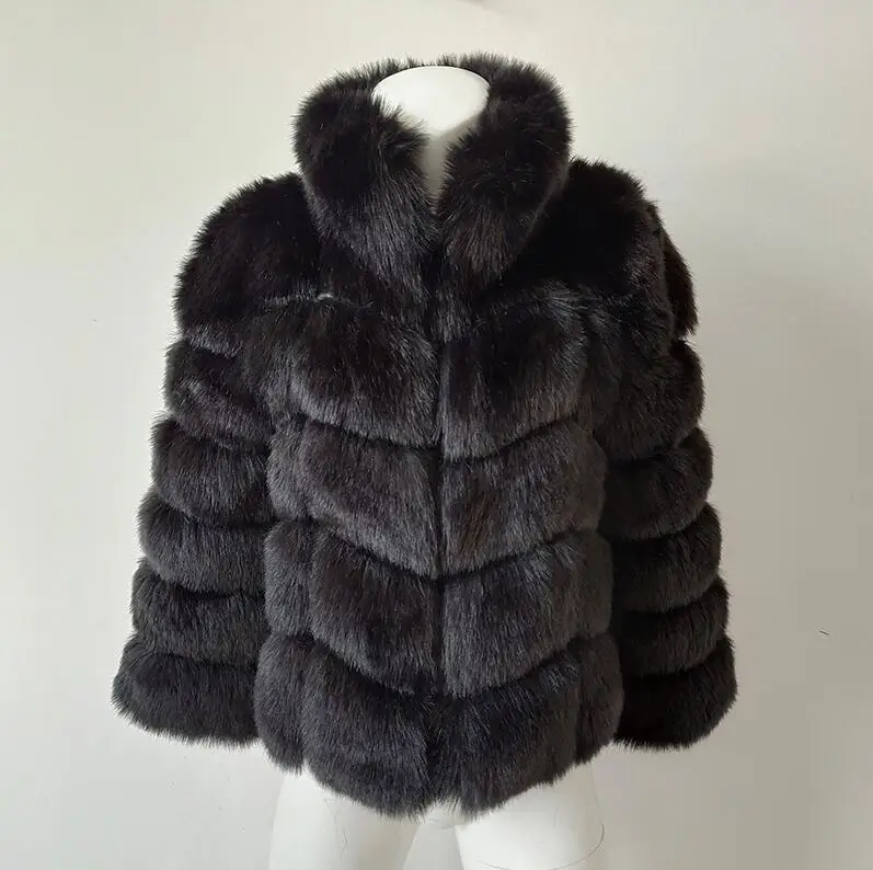 Черный Hot sale warm winter Overcoat fashion fox fur coat large size women's faux fur coat women - Цвет: Черный