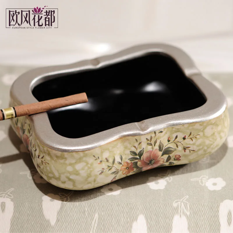 

European garden ceramics Home Furnishing living room decorations tea table ornaments large retro personality ashtray