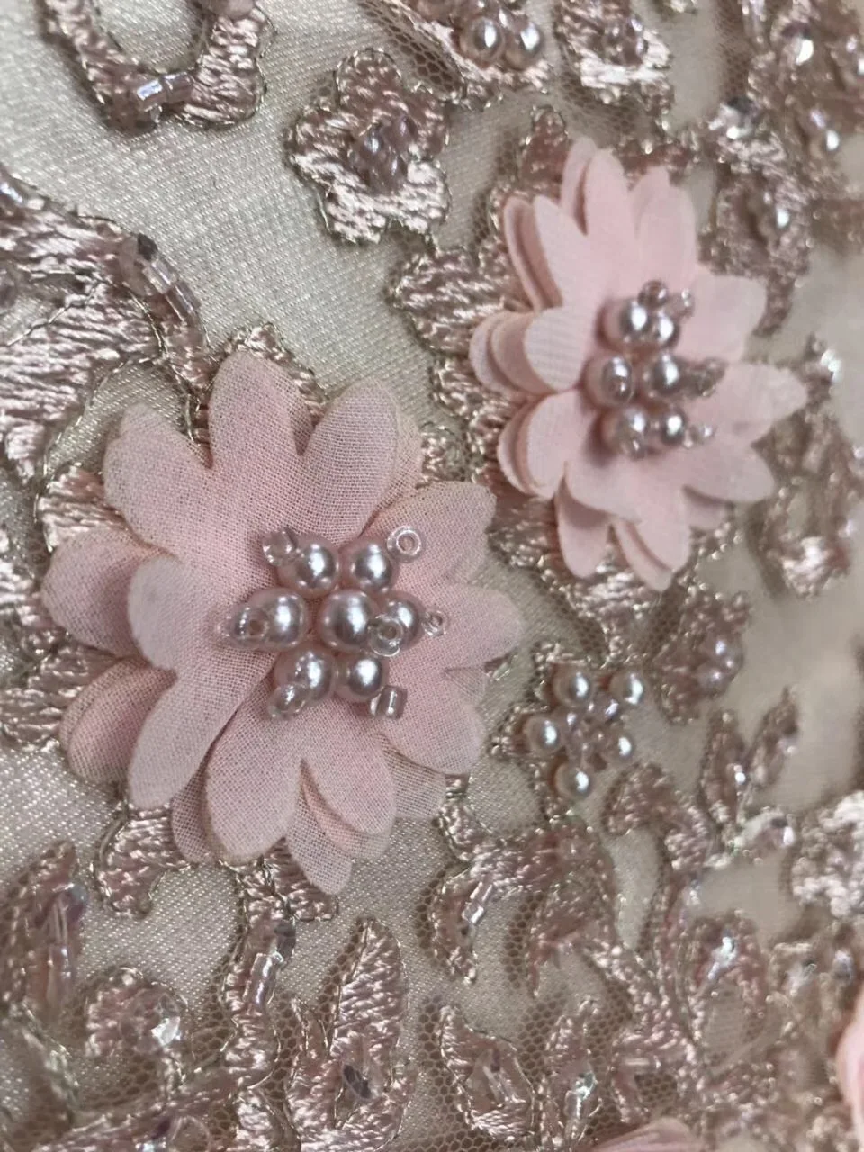 Latest french lace white 3D flower embroidered beaded tulle fabric design high quality net | Дом и сад