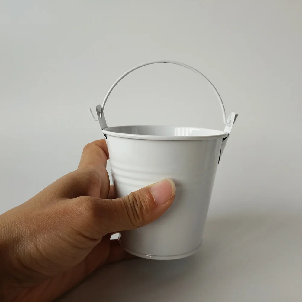 Белый 10 шт./лот, D7.5* H7.5CM белое жестяное ведро, мини бочонок, чистые маленькие ведра, металлические стволы, декоративные плантаторы и горшки - Цвет: Белый