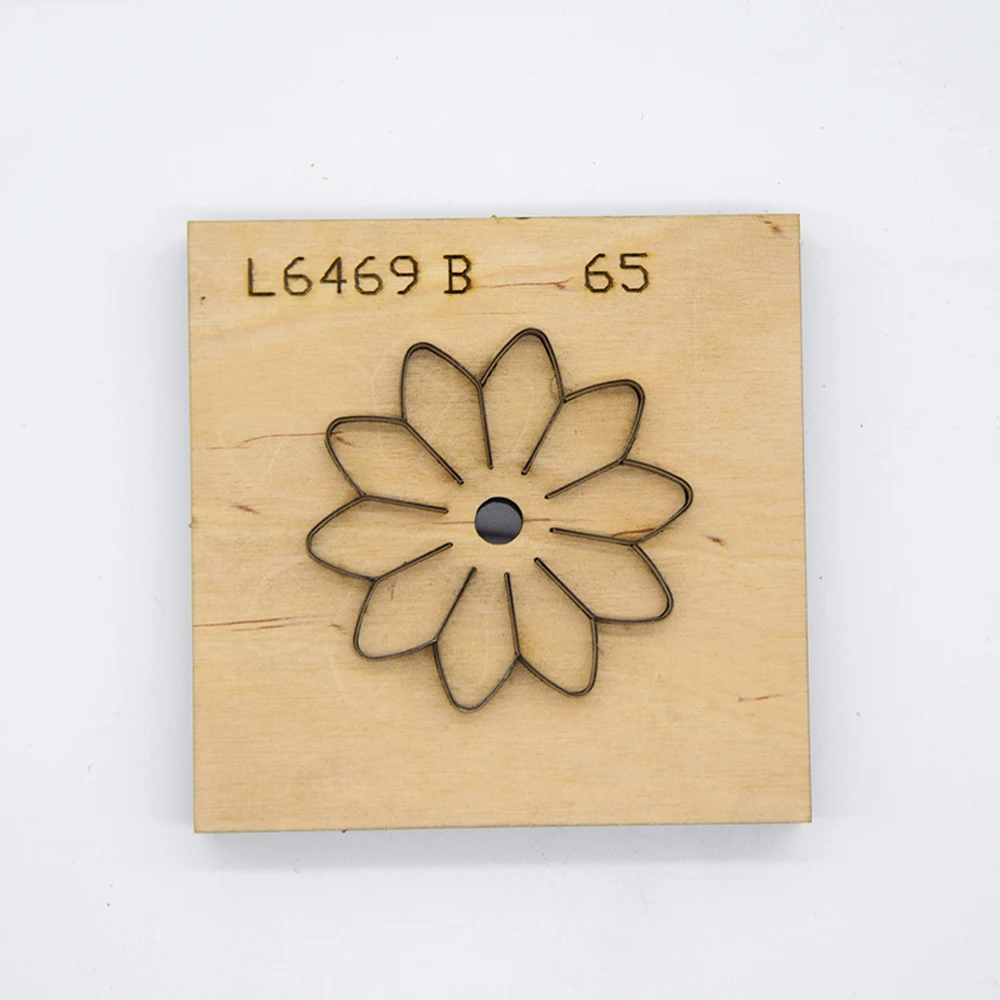 

DIY leather craft sun flower design hanging decoration modeling die cutting knife mould hand machine punch tool template