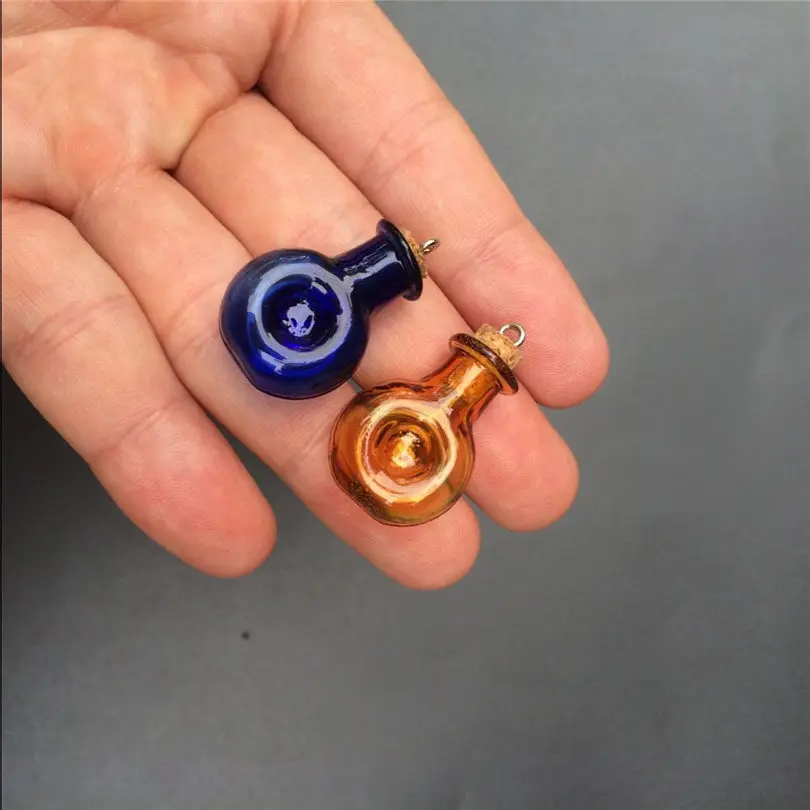 Маленькие стеклянные бутылки в форме пуговиц с металлической петлей DIY маленькие