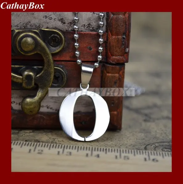 Ожерелье с подвеской в виде букв латинского английского римского алфавита