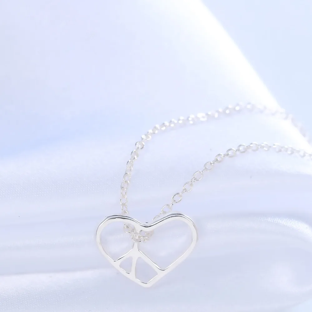 Kinitial позолоченные ожерелья с подвесками для женщин открытым сердцем ожерелье