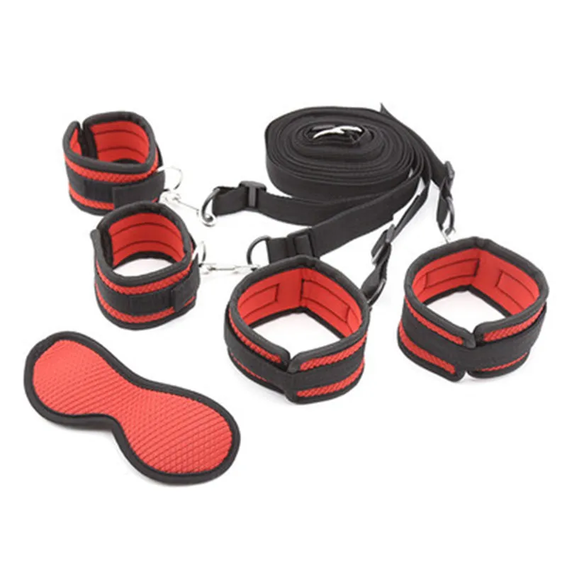 Под кроватью БДСМ Связывание открытые ноги Фетиш раб сдержанность наручники