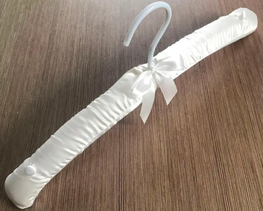 white 20 шт вешалка с противоскользящей кнопкой мягкие вешалки пена Нескользящая вешалка атласные полотняные Чехлы для Одежда для взрослых свадебное платье 38 см - Цвет: white