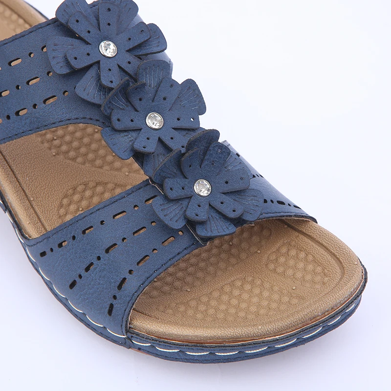 Повседневная обувь для женщин шлепанцы в римском стиле на платформе с квадратным