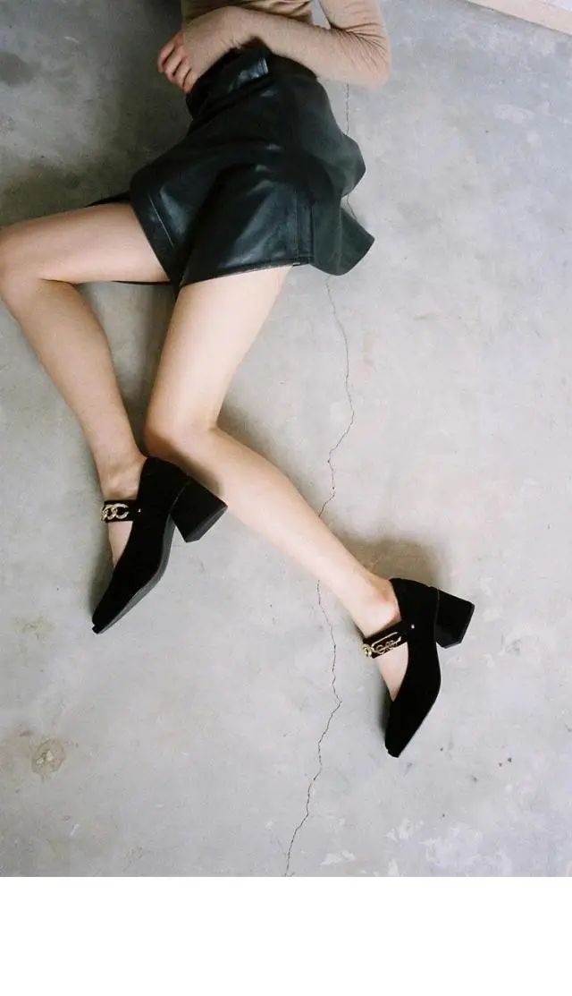 Tacones/элегантные туфли mary jane в стиле ретро; de mujer; дизайнерские женские вечерние туфли-лодочки на высоком каблуке с острым носком и металлической цепочкой