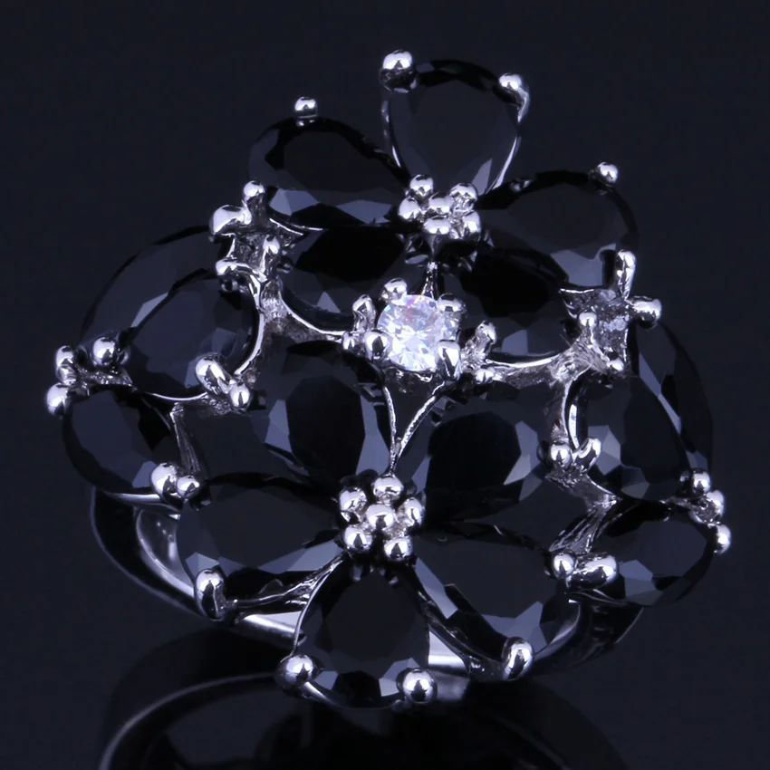 

Splendid Huge Black Cubic Zirconia White CZ Silver Plated Ring V0164