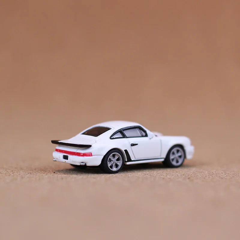 Оригинальные ОРФ Коллекционная на основе сверхпрочного сплава отступить Car1:72